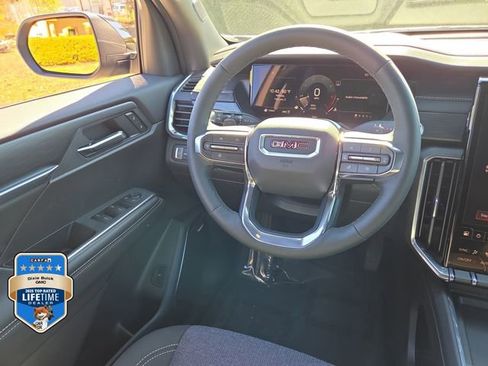 New 2026 GMC Acadia Elevation AWD/4WD image 16