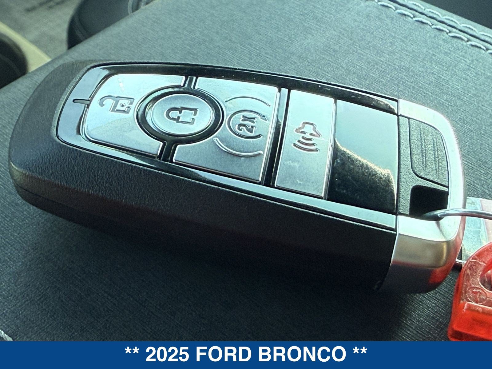 Used 2025 Ford Bronco Badlands AWD/4WD image 66