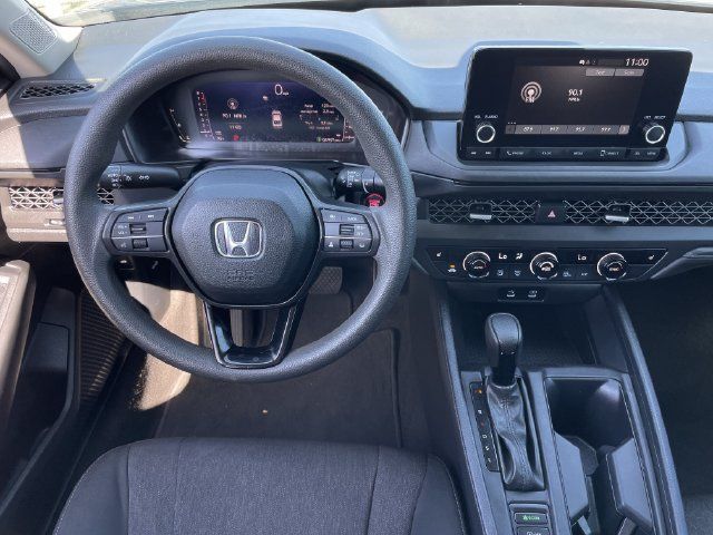 Used 2023 Honda Accord EX image 10
