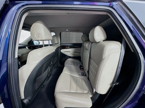 Used 2020 Kia Sorento EX FWD image 24