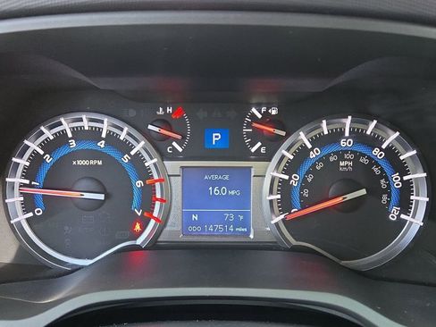 Used 2016 Toyota 4Runner SR5 image 26