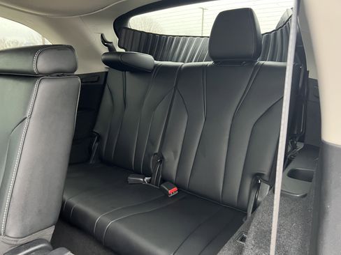 Used 2022 Acura MDX SH-AWD w/ Technology Package image 32