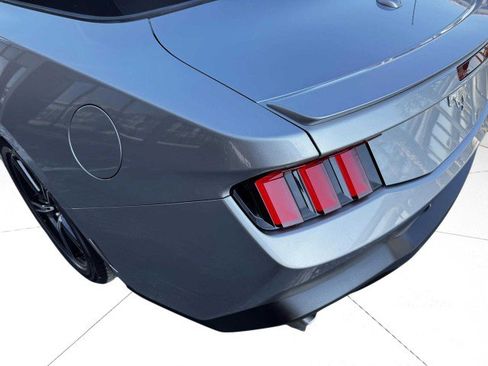 Used 2025 Ford Mustang Premium image 13