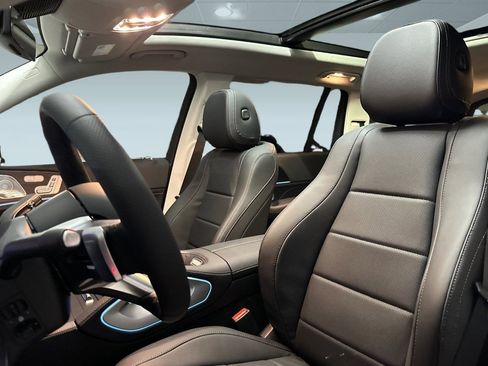 Used 2026 Mercedes-Benz GLS 450 450 image 5