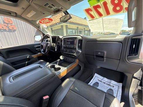 Used 2015 Chevrolet Silverado 1500 LTZ AWD/4WD image 5