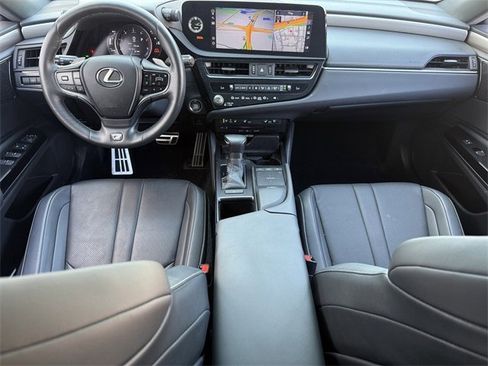 Used 2022 Lexus ES 350 F Sport image 11