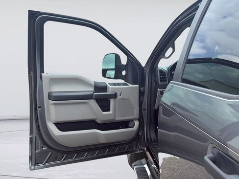 Used 2021 Ford F250 XL w/ STX Appearance Package AWD/4WD image 20