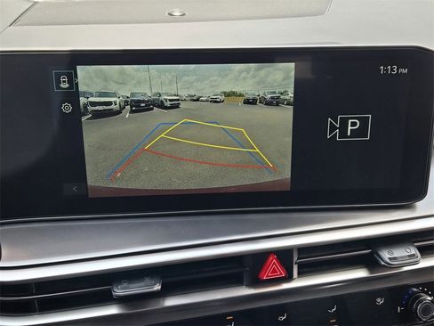 New 2025 Kia Sorento LX image 12