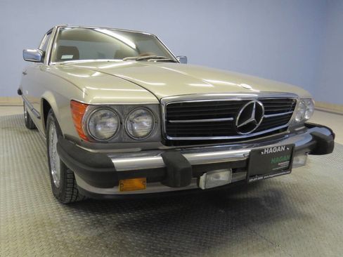 Used 1988 Mercedes-Benz 560 SL image 42