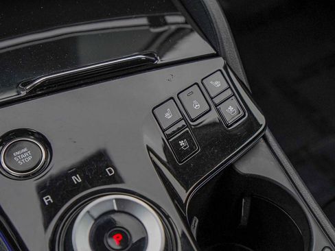 Certified 2023 Kia Sportage SX Prestige image 19