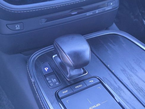 Used 2022 Lexus LS 500 image 28