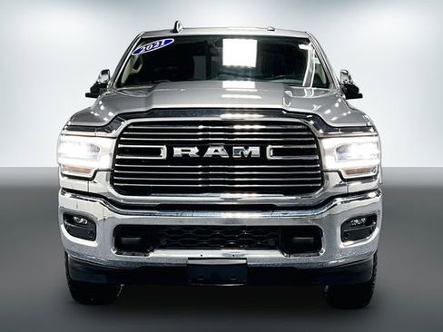 Used 2021 RAM 2500 Laramie AWD/4WD image 2