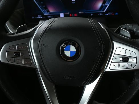 Certified 2023 BMW X7 xDrive40i w/ Premium Package image 19