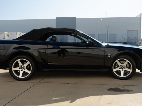 Used 2003 Ford Mustang Cobra image 18