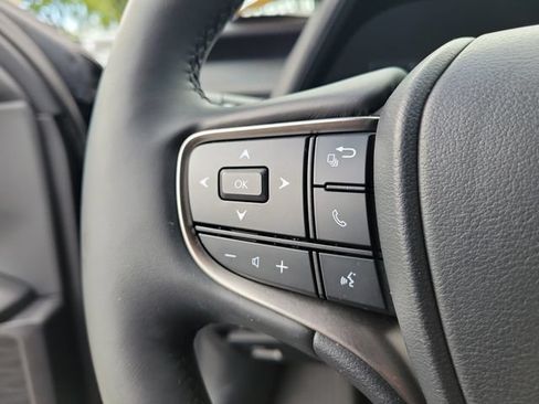 Used 2024 Lexus UX 250h FWD w/ Premium Package image 29