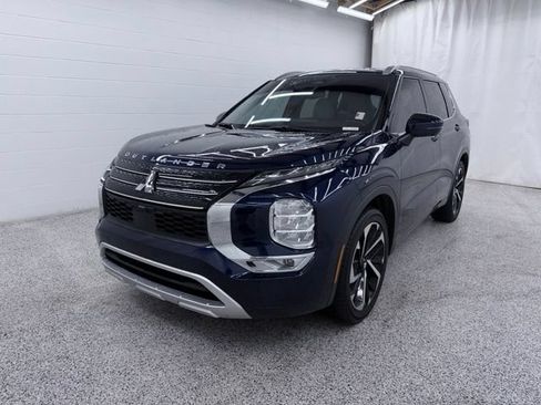 Used 2024 Mitsubishi Outlander SEL AWD/4WD image 5