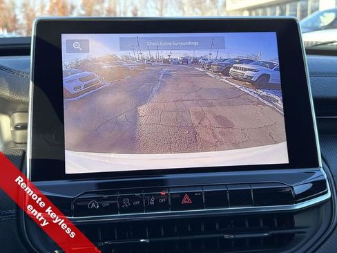 New 2026 Jeep Compass Latitude image 24