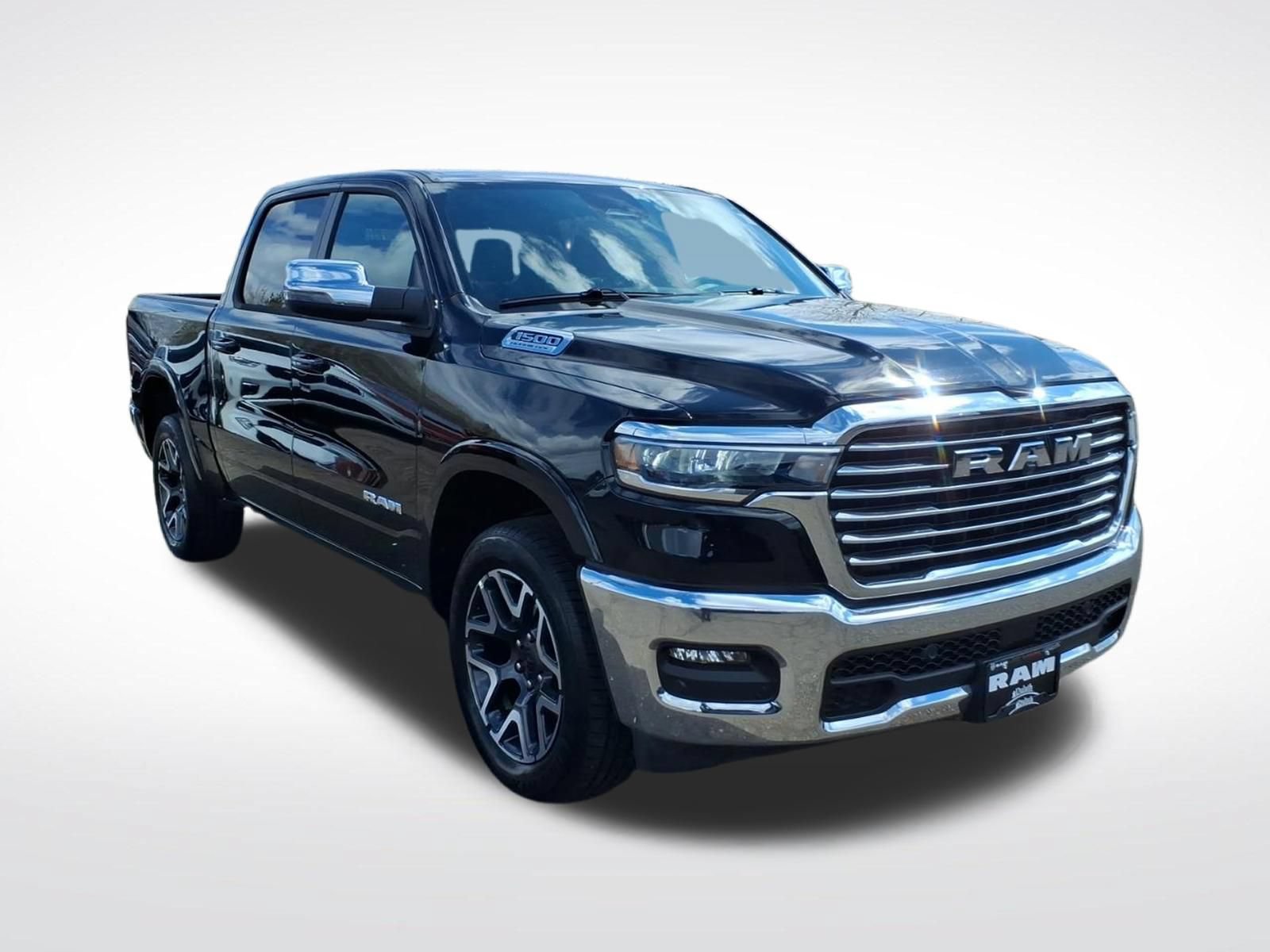 Used 2026 RAM 1500 Laramie AWD/4WD image 8