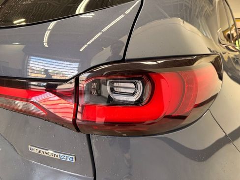 Used 2025 MAZDA CX-70 Plug-In Hybrid w/ Premium Plus AWD/4WD image 5