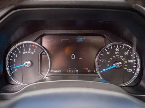 Used 2020 Ford Expedition Limited image 19