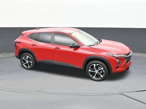 Used 2026 Chevrolet Trax RS FWD image 62