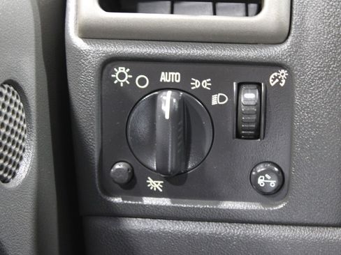 Used 2006 Chevrolet Colorado LT w/ LT Preferred Equipment Group image 10