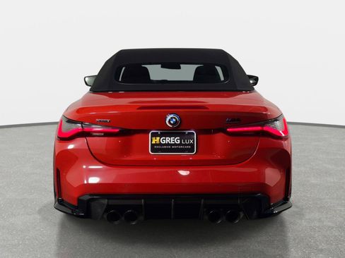 Used 2023 BMW M4 xDrive Competition w/ M Carbon Exterior Package AWD/4WD image 4
