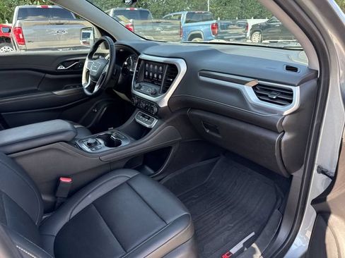Used 2023 GMC Acadia SLT w/ Preferred Package FWD image 29