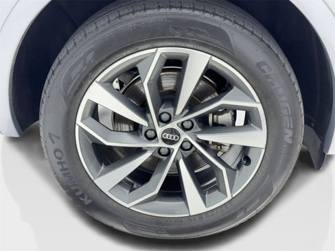 Used 2022 Audi Q5 2.0T Premium Plus w/ Premium Plus Package image 54