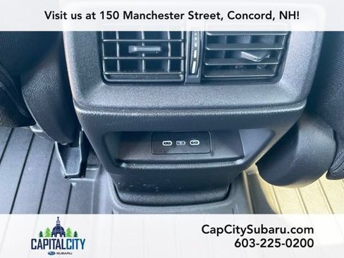 Used 2025 Honda CR-V EX image 15