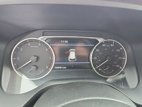 Used 2022 Nissan Rogue SV AWD/4WD image 16
