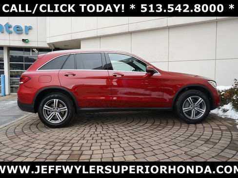 Used 2022 Mercedes-Benz GLC 300 GLC 300 image 2