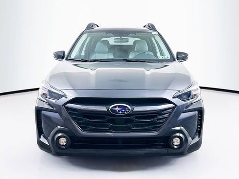 Used 2024 Subaru Outback Premium image 2