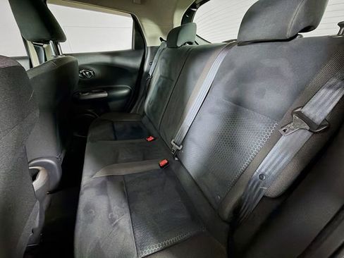 Used 2016 Nissan Juke SV image 24