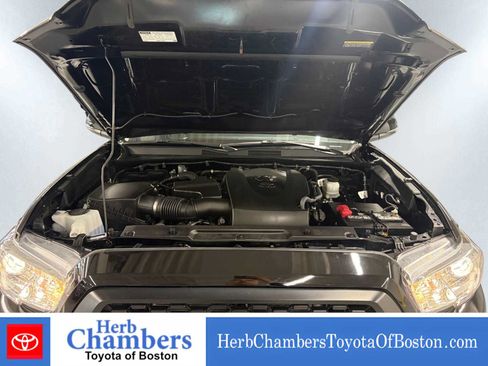 Used 2023 Toyota Tacoma 4x4 Double Cab w/ Trail Edition image 7