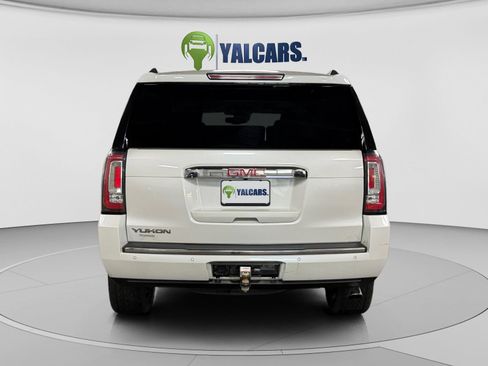 Used 2017 GMC Yukon Denali AWD/4WD image 4
