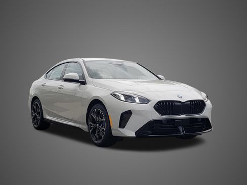 New 2026 BMW 228i xDrive w/ M Sport Package AWD/4WD image 3