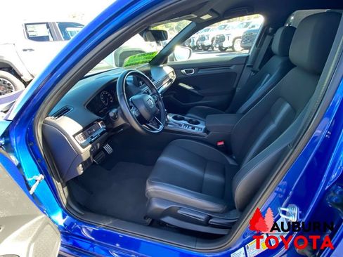 Used 2023 Honda Civic Sport image 29