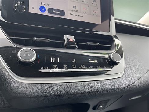 Used 2024 Toyota Corolla LE image 20