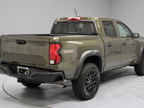 Used 2025 Chevrolet Colorado Trail Boss AWD/4WD image 13