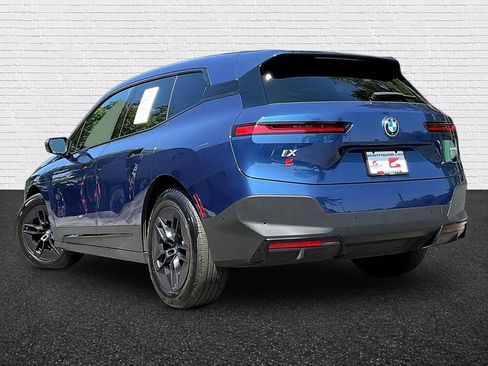 Used 2024 BMW iX xDrive50 AWD/4WD image 4