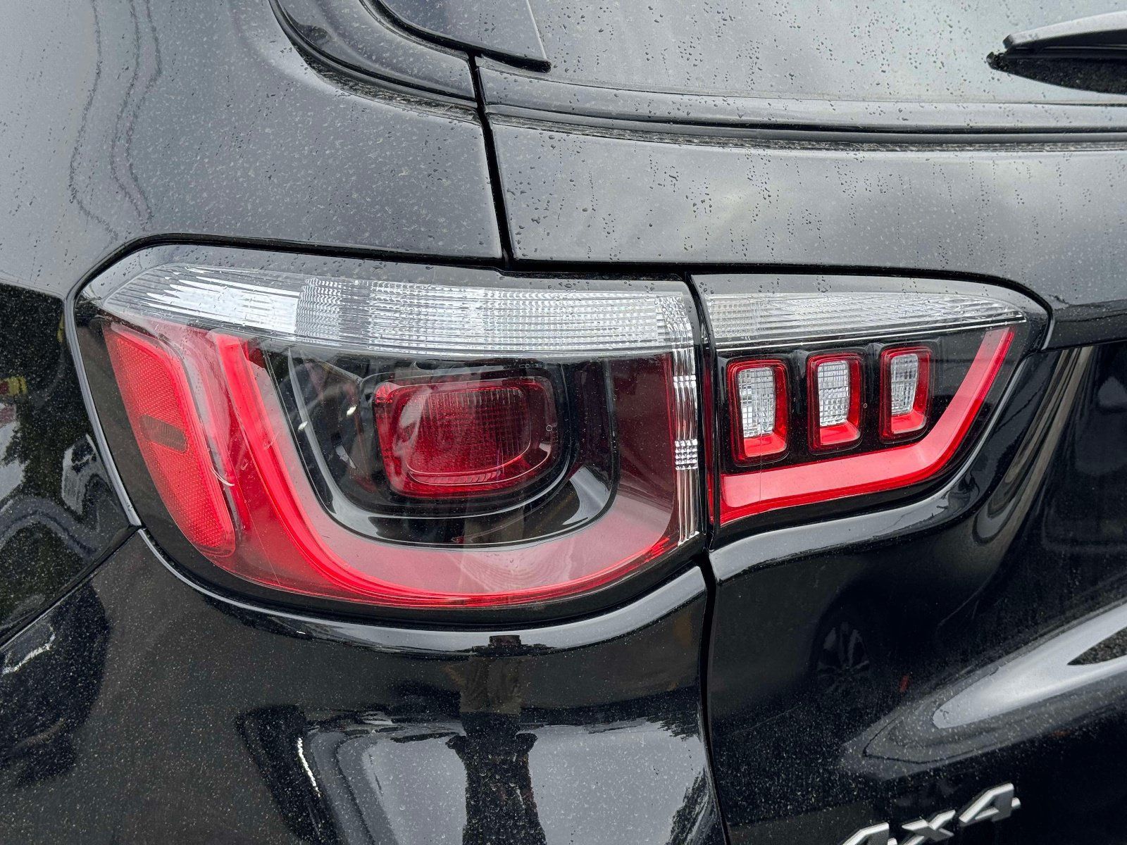 Used 2026 Jeep Compass Limited AWD/4WD image 11