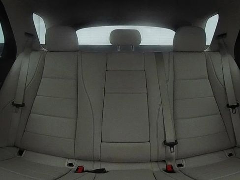 Used 2020 Mercedes-Benz GLE 350 4MATIC image 9
