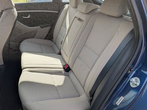 Used 2013 Hyundai Elantra GT FWD image 25