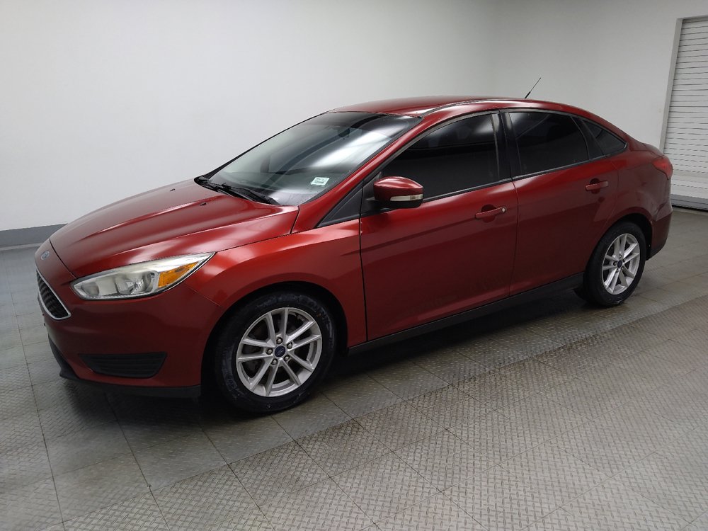 Used 2015 Ford Focus SE FWD image 2