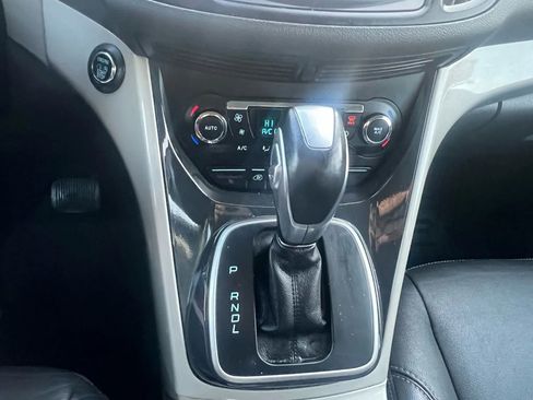 Used 2016 Ford C-MAX Energi SEL image 15