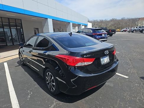 Used 2011 Hyundai Elantra GLS image 5