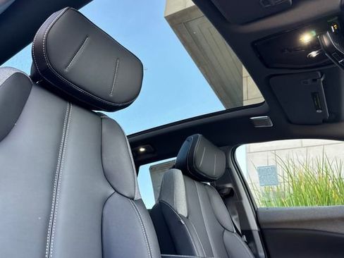 New 2026 Cadillac Optiq Sport 1 w/ LPO, Floor Liner Package image 17