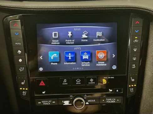 Used 2019 INFINITI QX50 Essential w/ Sensory Package FWD image 17