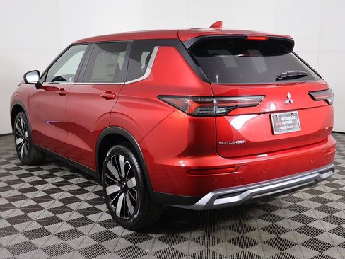 New 2025 Mitsubishi Outlander SE AWD/4WD image 11